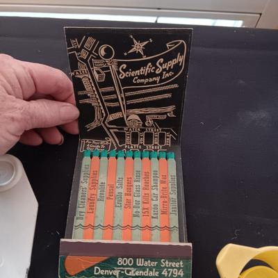 VINTAGE ADVERTISING ITEMS