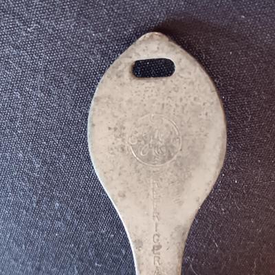 VINTAGE ADVERTISING ITEMS