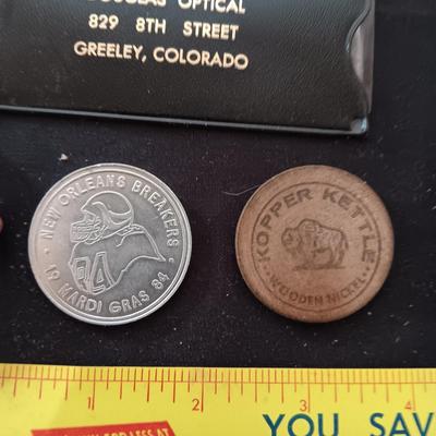 VINTAGE ADVERTISING ITEMS