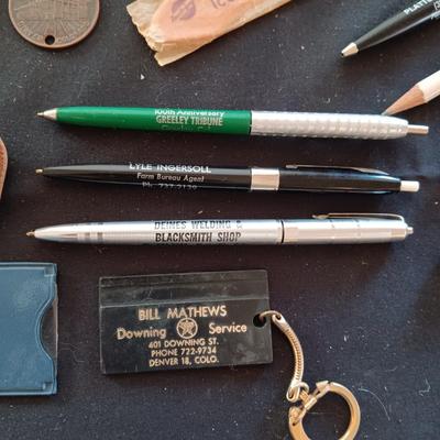 VINTAGE ADVERTISING ITEMS MANY ARE LOCAL