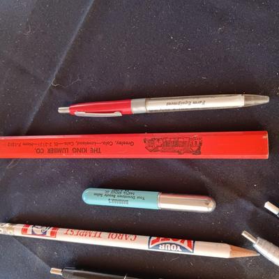 VINTAGE ADVERTISING ITEMS MANY ARE LOCAL