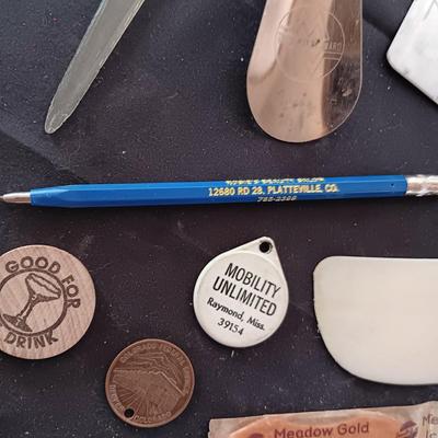 VINTAGE ADVERTISING ITEMS MANY ARE LOCAL