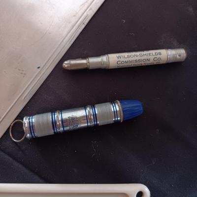 VINTAGE ADVERTISING ITEMS MANY ARE LOCAL