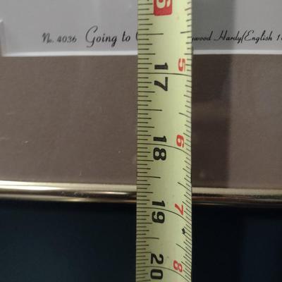 Framed Art Print 'Going to Cover'