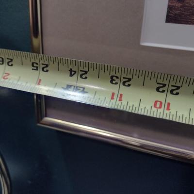 Framed Art Print 'Going to Cover'