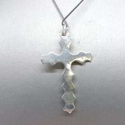 LOT 6: Sterling and Turquoise Cross with Sterling Pendant on a Sterling Chain 9.00gtw