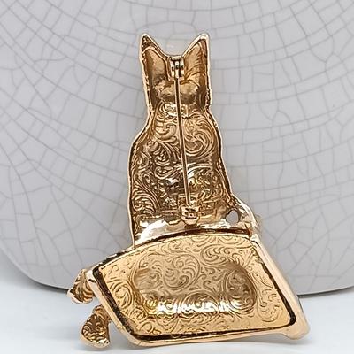 LOT 38: Corday Cameo Locket, W&K Co. 1/4 Gold Shell Locket & More