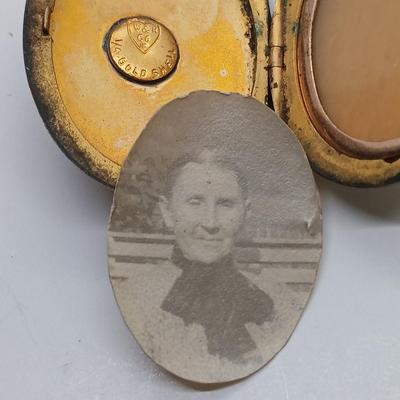 LOT 38: Corday Cameo Locket, W&K Co. 1/4 Gold Shell Locket & More
