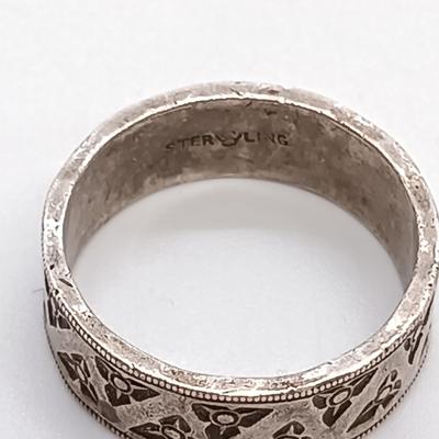 LOT 41: Sterling Silver Collection - Floral Rings, Crosses & More 22.03gtw