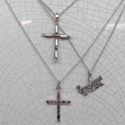 LOT 41: Sterling Silver Collection - Floral Rings, Crosses & More 22.03gtw