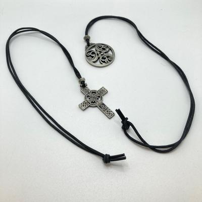 LOT 56: Vintage Fashion Jewelry Collection - Pendant Necklaces, Earrings and Bracelets