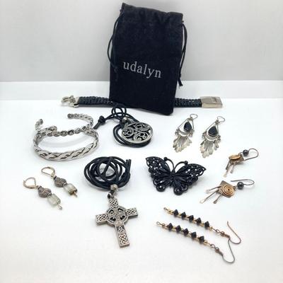 LOT 56: Vintage Fashion Jewelry Collection - Pendant Necklaces, Earrings and Bracelets