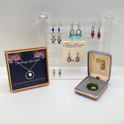 LOT 62: Vintage and Handmade Jewelry - Pendant Necklaces and Dangle Earrings