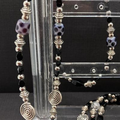 LOT 64: Beautifully Hand Crafted Beaded Eye Glass Holders / Craft Bead Collection