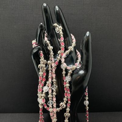 LOT 64: Beautifully Hand Crafted Beaded Eye Glass Holders / Craft Bead Collection