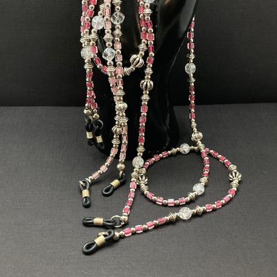 LOT 64: Beautifully Hand Crafted Beaded Eye Glass Holders / Craft Bead Collection