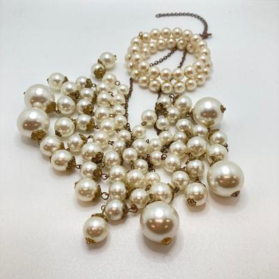 LOT 66: Gorgeous Faux Pearl Statement Necklace with Wrap Bracelet