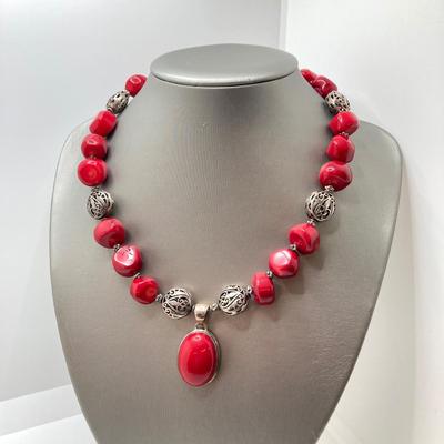 LOT 67: Stunning Vintage Artisan Red Coral / Sterling Pendant Necklace