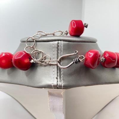 LOT 67: Stunning Vintage Artisan Red Coral / Sterling Pendant Necklace