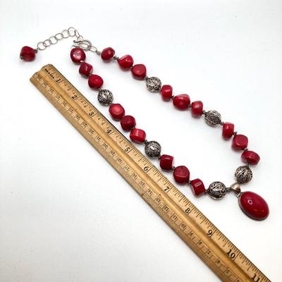 LOT 67: Stunning Vintage Artisan Red Coral / Sterling Pendant Necklace