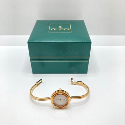 LOT 68: Beautiful Swiss Gucci Timepiece / Watch with Interchangeable Bezels in Original Box (NIB)