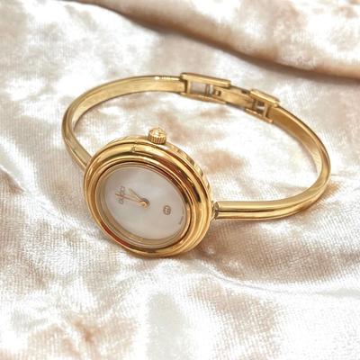 LOT 68: Beautiful Swiss Gucci Timepiece / Watch with Interchangeable Bezels in Original Box (NIB)