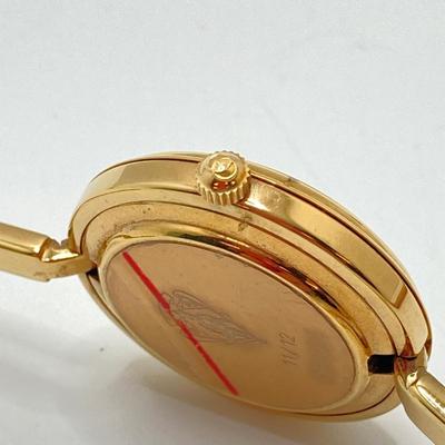 LOT 68: Beautiful Swiss Gucci Timepiece / Watch with Interchangeable Bezels in Original Box (NIB)