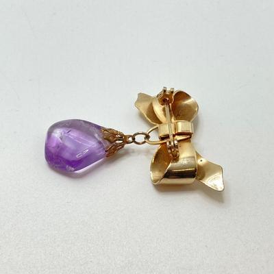 LOT 69: Collection of Colorful Vintage Brooches / Pins