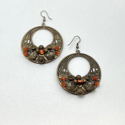 LOT 71: Vintage Jewelry - Polished Stone Pendant Necklaces, Ornate Earrings and More