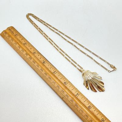 LOT 73: Collection of Vintage Gold Tone Pendant / Statement Necklaces