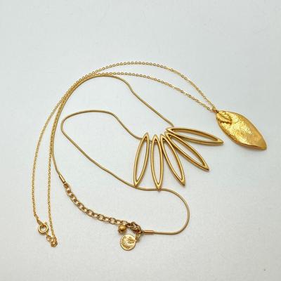 LOT 73: Collection of Vintage Gold Tone Pendant / Statement Necklaces