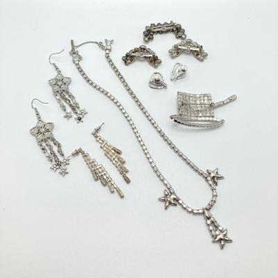 LOT 79: Rhinestone Collection - Necklace, Earrings, Magician Hat and Brooches / Pins