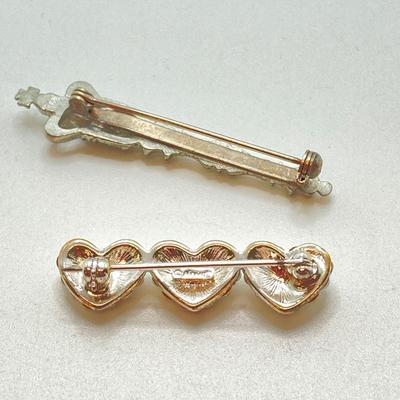 LOT 80: Vintage Brooch / Pin Collection - Silver Tone, Coro, Rhinestone and More