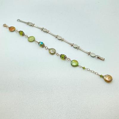 LOT 81: Vintage Jewelry Collection - Sterling Silver Bracelet / Earrings, Sweater Pin, Mercury Dime Cut-out Earrings / Pin and More