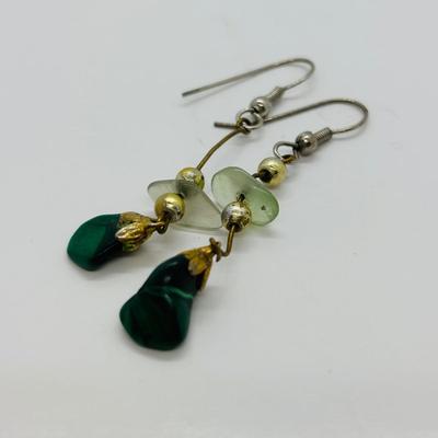 LOT 82: Vintage Artisan Aventurine Necklace 30" w/925 Clasp and Artisan Pierced Earrings