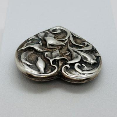 LOT 85: Sterling Silver 925 Embossed Floral Design Brooch