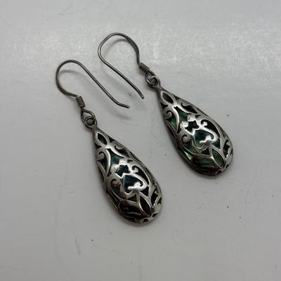 LOT 87: Sterling Silver (925) Star Fich Brooch along w/Sterling Silver (925) Filigree & Abalone Teardrop Earrings