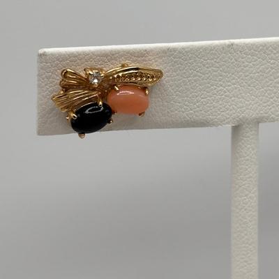 LOT 93: Fashion Jewelry Collection: Two Sisters, Jones New York, Brooches, Earrings