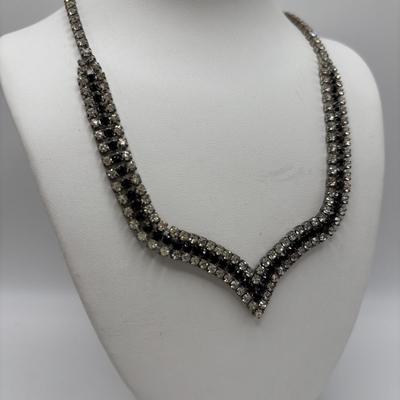 LOT 97: Vintage Crystal/Rhinestone Jewelry Collection