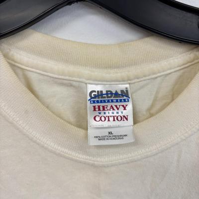 LOT 102: Vintage Sport Team T-Shirts: Philadelphia Eagles, Flyers, 76er, Super Bowl