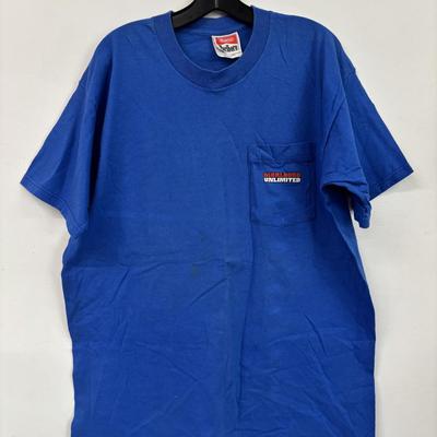 LOT 105: Vintage Marlboro Promotional T-Shirts