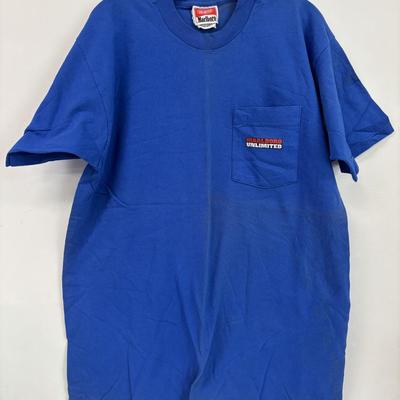 LOT 106: Vintage Salem & Marlboro Promotional T-Shirts