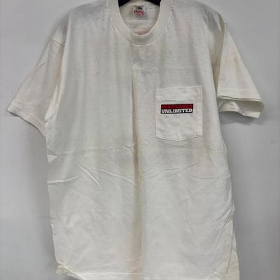 LOT 106: Vintage Salem & Marlboro Promotional T-Shirts