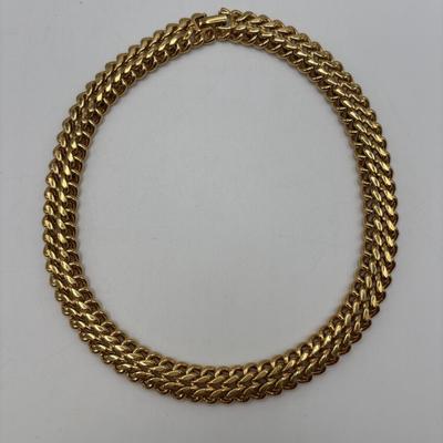 LOT 110: Vintage Gold Tone Monet Fashion Jewelry Collection