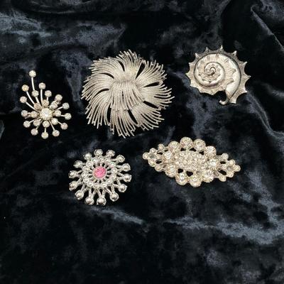 LOT 138: Eye Catching Silver Tone Brooch / Pin Collection - Monet and Rhinestone