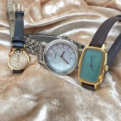 LOT 139: Watch Collection - Sandoz Swiss, Fossil and Pedre 17 Jewels Swiss