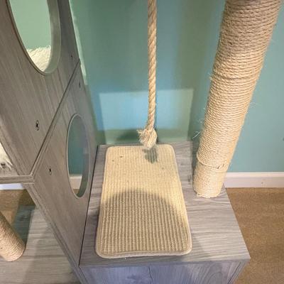 Carpeted Cat Trees (LR-SF)