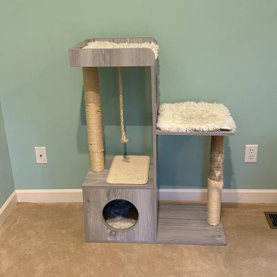 Carpeted Cat Trees (LR-SF)