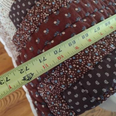 Quilted Bed Cover with Throw Pillow 72 "x 84" Choice A