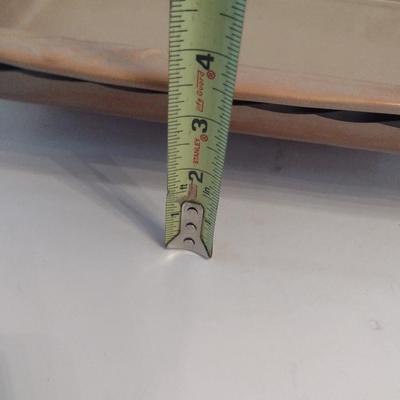 Biltmore Essentials Ceramic Serving Dish with Wrought Metal Stand